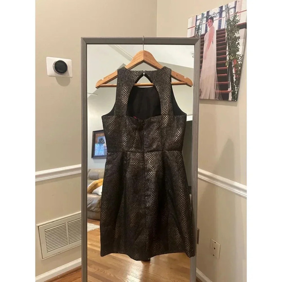 Women's 5/48 Metallic Fit and Flare Dress, Size 4, Black and Gold - Picture 4 of 7